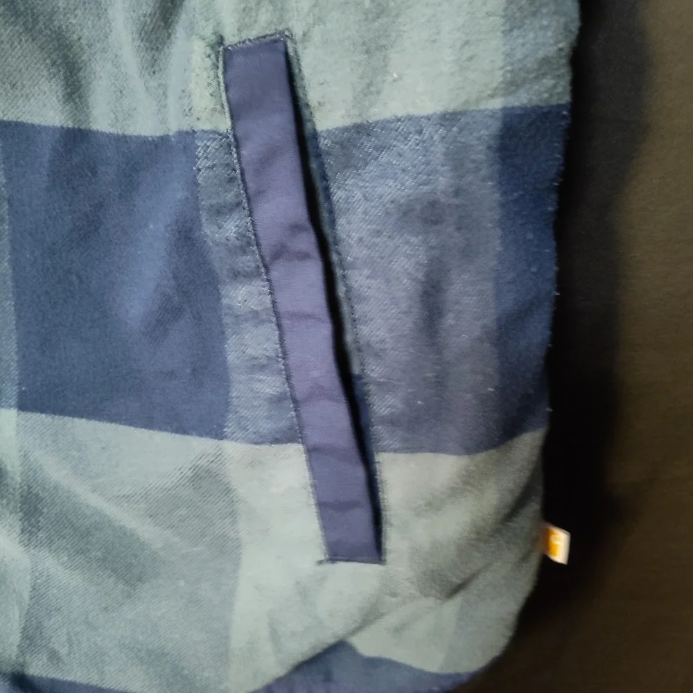Carhartt med vest reversible plaid flannel quilted blue grey gray outdoor work